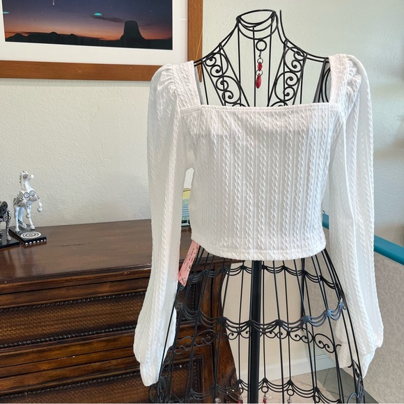SHEIN Tops - SHEIN White Puff Sleeve Smocked Crop Blouse Knit (1-116)